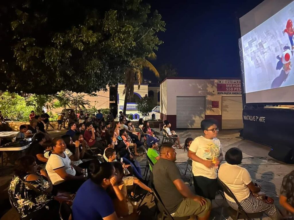 Cine en Tu Comunidad 25 de Julio 1