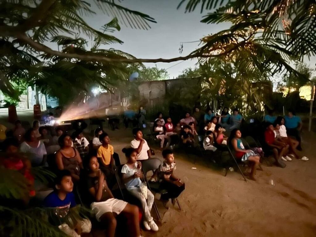 Cine en tu comunidad 4 sep 4