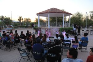 “¡Viernes de arte y cultura en La Ribera!